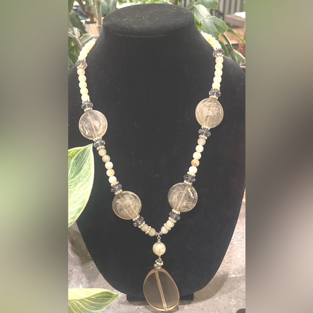 Chico's Beige and Gray Beaded Necklace